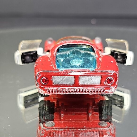 Corgi Toys Ferrari 206 Dino Sport 1:43 Scale #30 Toy Diecast Car Red Britain UK - Picture 7 of 11